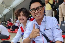 Kegantengan Cannavaro...