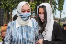 Angelina Sondakh Mampu...