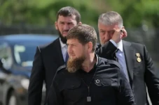 Usai Ledek Zelensky,...