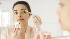 6 Tips Makeup Agar Tahan...