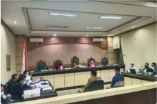 Pemanggilan Paksa Mantan...