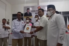 Wabup Barru Aska Mappe...
