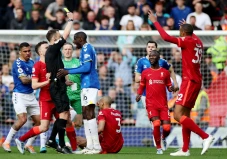 Hasil Liga Inggris Liverpool...