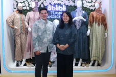 Berbusana Simpel tapi...