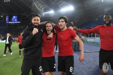 Pertama Kali AC Milan...