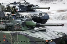 Pengeluaran Militer...