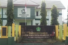 CJH Sinjai Masih Menunggu...