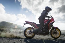 Moto Morini X-Cape 650...