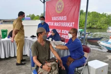 Genjot Vaksinasi, Binda...