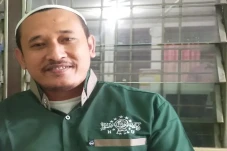 Abaikan Safari Ramadhan,...
