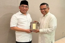Yayasan Muslim Sinar...