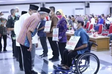 Ketua Baznas RI Sebut...