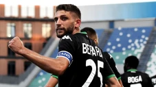 Domenico Berardi Menuju...