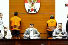 Tersangka, 4 Anggota...