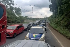 Macet Parah di Gerbang...