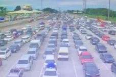 Horor! Gerbang Tol Cikampek...