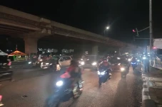 Sepi di Siang Hari,...