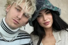 Megan Fox dan Machine...