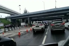 Macet Panjang, Polisi...