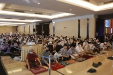 4.000 Jamaah Gelar Salat...