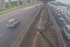 Contraflow di Tol Jakarta-Cikampek...