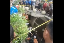 Warga Banda Aceh Digegerkan...
