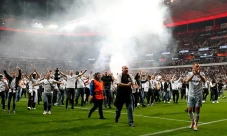 Potret Suporter Eintracht...
