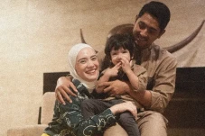 Arya Saloka dan Putri...