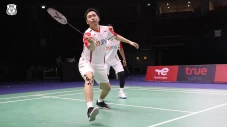 Jajal Lapangan Piala...
