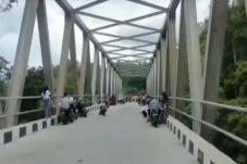 Baru Dioperasikan, Jembatan...