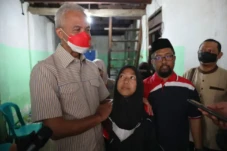 Ganjar Terharu Lihat...
