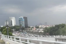 Horor Macet Tol Dalam...