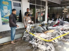 Gara-gara Knalpot Keluarkan...
