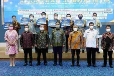 Acara Puncak Anugerah...