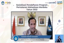 Nadiem Ajak Mahasiswa...