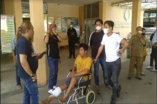 Pelor Panas Polisi Lumpuhkan...