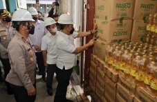 Pengiriman 162.642 Liter...