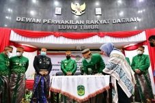 PT Vale Resmi Serahkan...