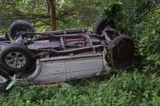 Mobil Pajero Terjun...