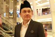 Farhat Abbas Ancam Pidanakan...