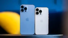 Apple Ingin Ganti Port...