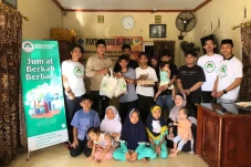 Jumat Berkah, Santri...