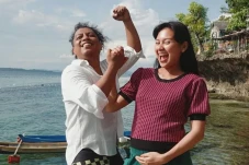 Indah Permatasari Hamil...