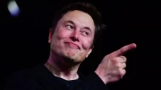Elon Musk Tidak Takut...