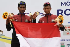 Rowing Panen Emas! Indonesia...