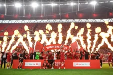 Piala FA 2021/2022 di...