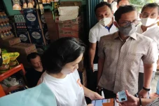 Wamen Pahala Tinjau...