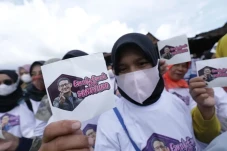 Konsisten Kembangkan...