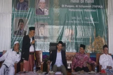 TGB Deklarasikan Wadah...
