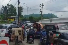 Libur Panjang Waisak,...